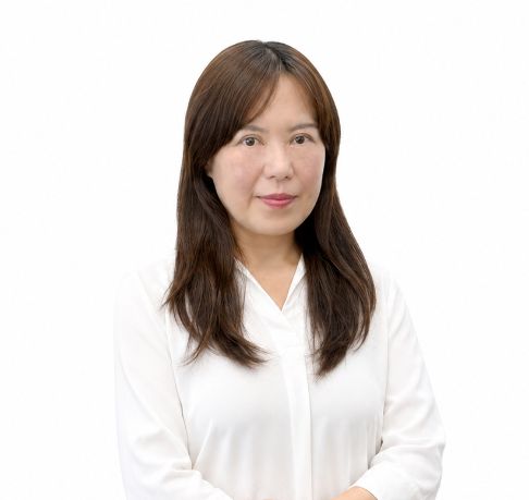 施妤臻
