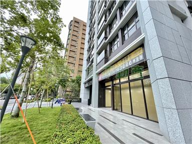 樺輝品世界黃金店面