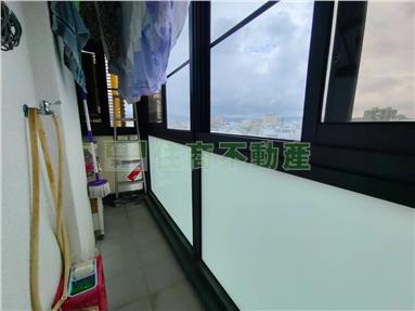 輕屋齡兩房車位華廈房屋室內格局與周邊環境