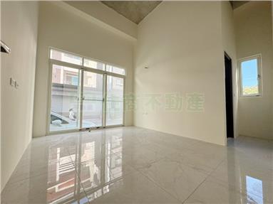南王全新一樓華廈房屋室內格局與周邊環境