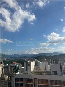 藍天是我的油漆，白雲是我的枕頭