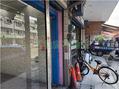 宜蘭東港透天金店房屋室內格局與周邊環境