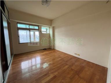 信義大街大三房房屋室內格局與周邊環境
