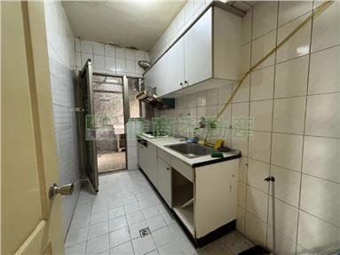 信義大街大三房房屋室內格局與周邊環境