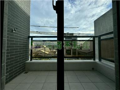 家樂福低總價4套房別墅房屋室內格局與周邊環境