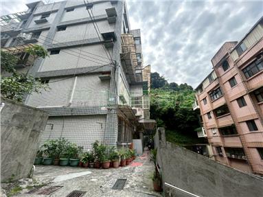 信二路七雅房房屋室內格局與周邊環境