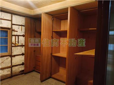 市區雅寓房屋室內格局與周邊環境