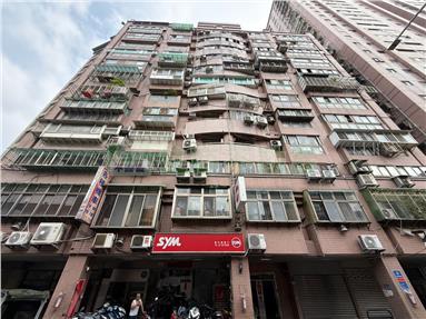 K766集美商圈成功面寬店面(三)