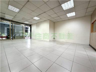 K683三和國中站多功能方正一樓