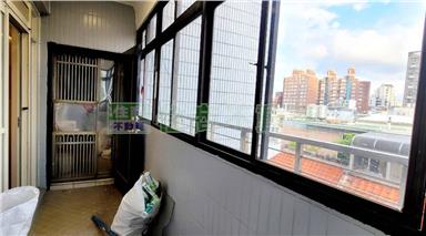 大魯閣廣場亮麗4+1房房屋室內格局與周邊環境