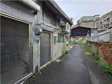重慶南路三段低價透天平房