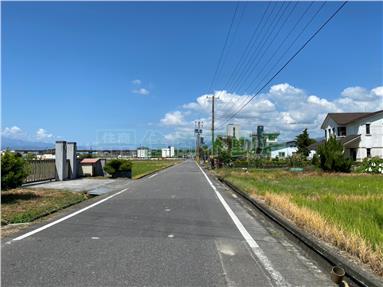 功勞精緻農地E014房屋室內格局與周邊環境