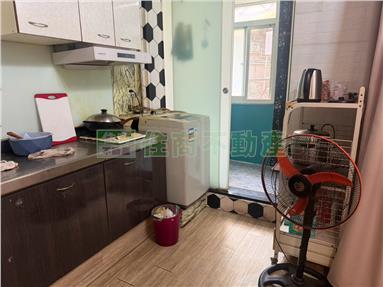 安一路精美宅房屋室內格局與周邊環境