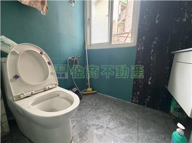安一路精美宅房屋室內格局與周邊環境