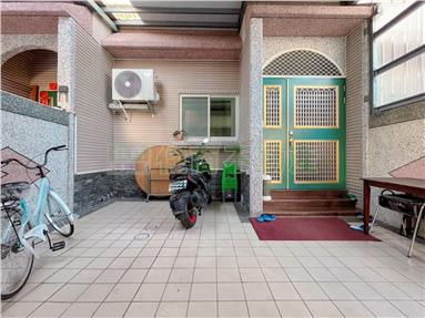 花蓮市車庫別墅房屋室內格局與周邊環境