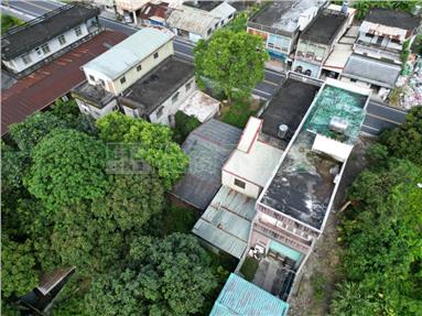 壽豐市區大面寬方正建地房屋室內格局與周邊環境