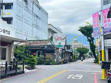 黃金市區商一建地房屋室內格局與周邊環境