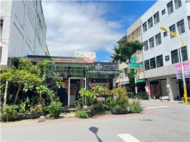黃金市區商一建地房屋室內格局與周邊環境