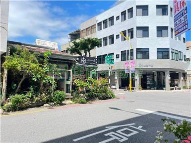 黃金市區商一建地房屋室內格局與周邊環境