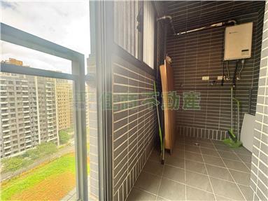 A7台北國際村高樓邊間兩房車房屋室內格局與周邊環境