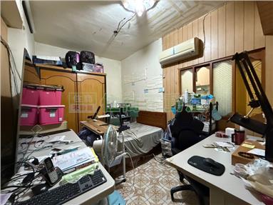 暖暖大路邊二樓公寓房屋室內格局與周邊環境