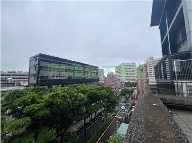 A8長庚商圈透天金店房屋室內格局與周邊環境