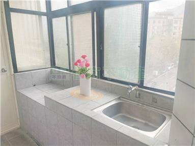 礁溪市區低總價溫馨美公寓房屋室內格局與周邊環境