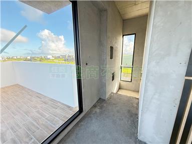 礁溪挑高清水模景觀大器庭院農舍房屋室內格局與周邊環境
