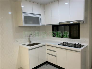 中山區門前庭院透天厝房屋室內格局與周邊環境