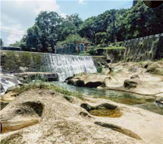 暖暖河畔公園旁電梯房屋室內格局與周邊環境