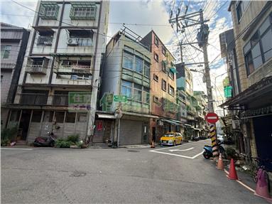 和平島大透天房屋室內格局與周邊環境