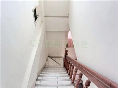 龜山萬壽路二段好便宜透天房屋室內格局與周邊環境