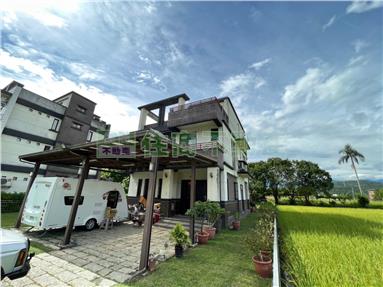近安農溪大面寬大庭院清幽美農舍房屋室內格局與周邊環境