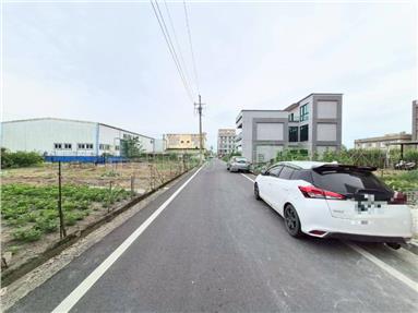 宜蘭雙車位全新店住別墅(E)房屋室內格局與周邊環境
