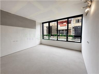 羅高旁三面採光全新電梯華廈房屋室內格局與周邊環境