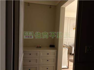 華爾道夫景觀4房車(勿廣)房屋室內格局與周邊環境
