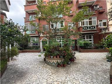 近行政園區紅璽別墅房屋室內格局與周邊環境