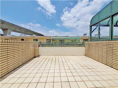 G12捷運交流道旁透天墅房屋室內格局與周邊環境