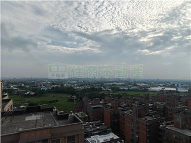 星馳市高樓景觀套房房屋室內格局與周邊環境