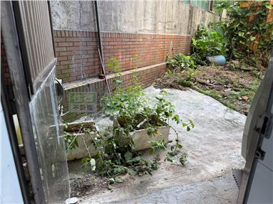 古華花園旁整新透天房屋室內格局與周邊環境