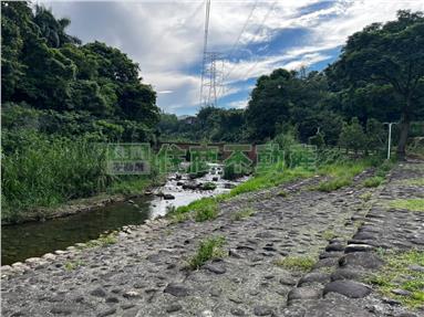 紅橋都計內小農地(地形方正)房屋室內格局與周邊環境