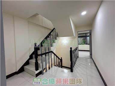 龍宮街翻新美透天房屋室內格局與周邊環境