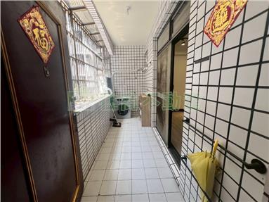 麥當勞旁便宜三房車房屋室內格局與周邊環境