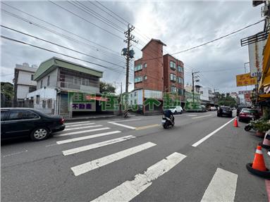 龍潭十米路旁傳家金店面房屋室內格局與周邊環境