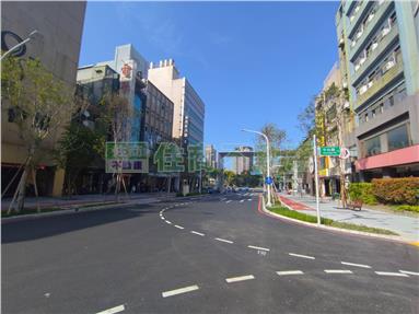 專任中壢站前億級金店面房屋室內格局與周邊環境