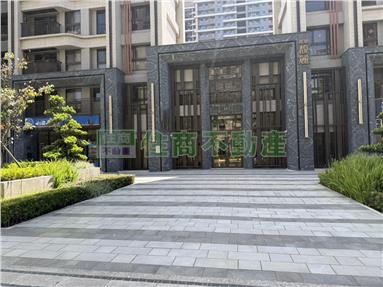 青埔A18超大面寬金店面房屋室內格局與周邊環境