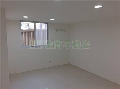 義興雙語白天鵝大四房房屋室內格局與周邊環境