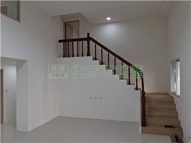 義興雙語白天鵝大四房房屋室內格局與周邊環境