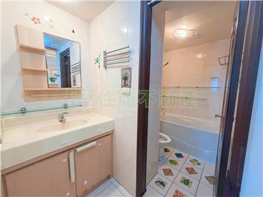 大業大有四季水花園美兩房車房屋室內格局與周邊環境