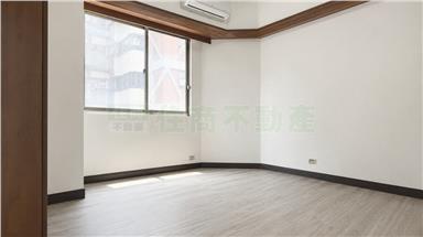 楊梅交流道高樓景觀美華廈房屋室內格局與周邊環境
